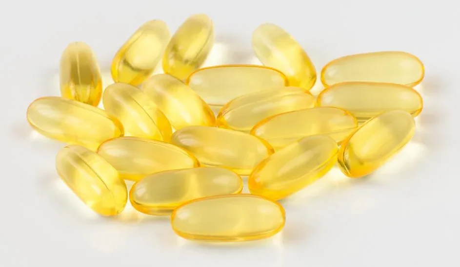 Yellow liquid filled plant based soft capsules